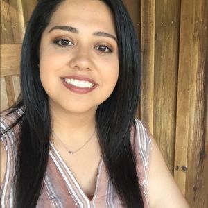 Meet your Posher, Teresa